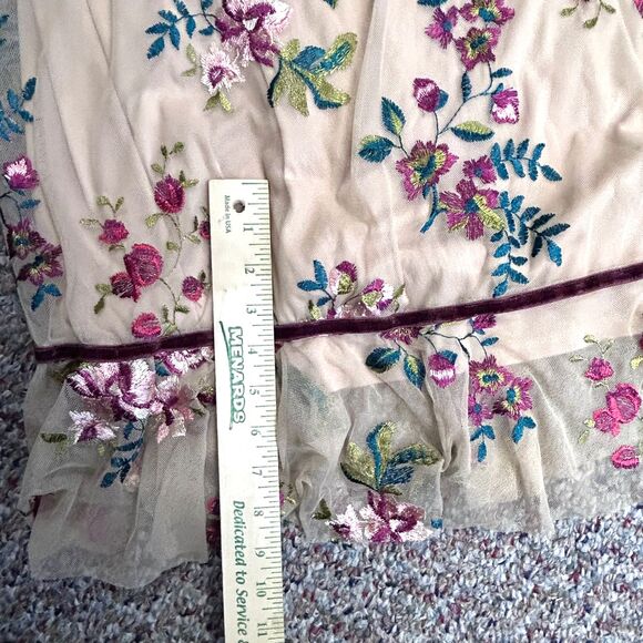 Kiyonna NWOT Women's Beige Floral Embroidered Mesh Elbow Sleeve Midi Dress Sz 2X - Picture 14 of 14